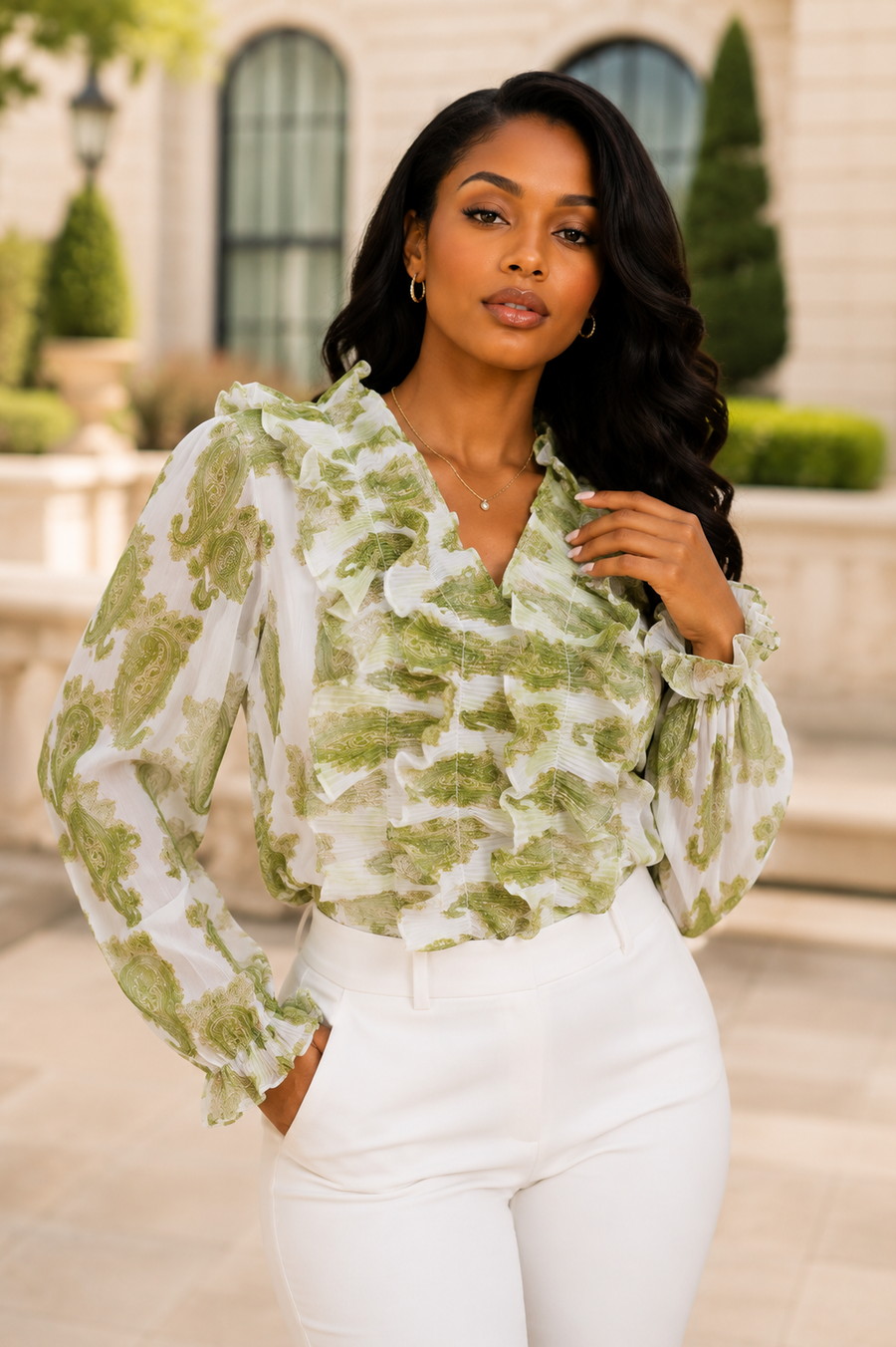 X8071 PAISLEY VNECK RUFFLE TOP (BLK, WHT)