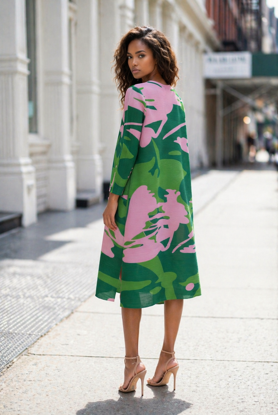 N2576 TROPICAL ABSTRACT MIDI CRINKLE DRESS