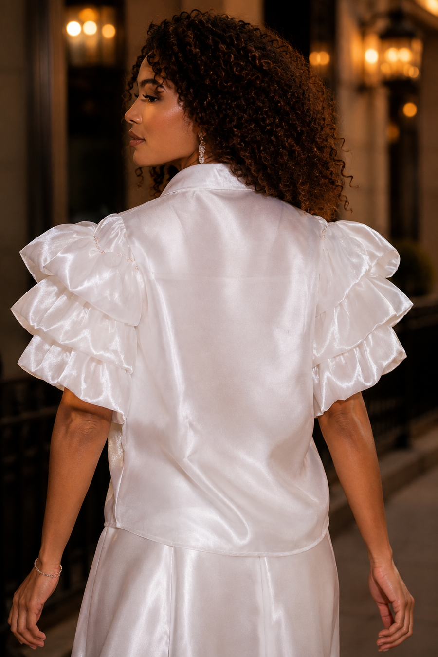 T26001 RUFFLES RHINESTONE COLLARED TOP