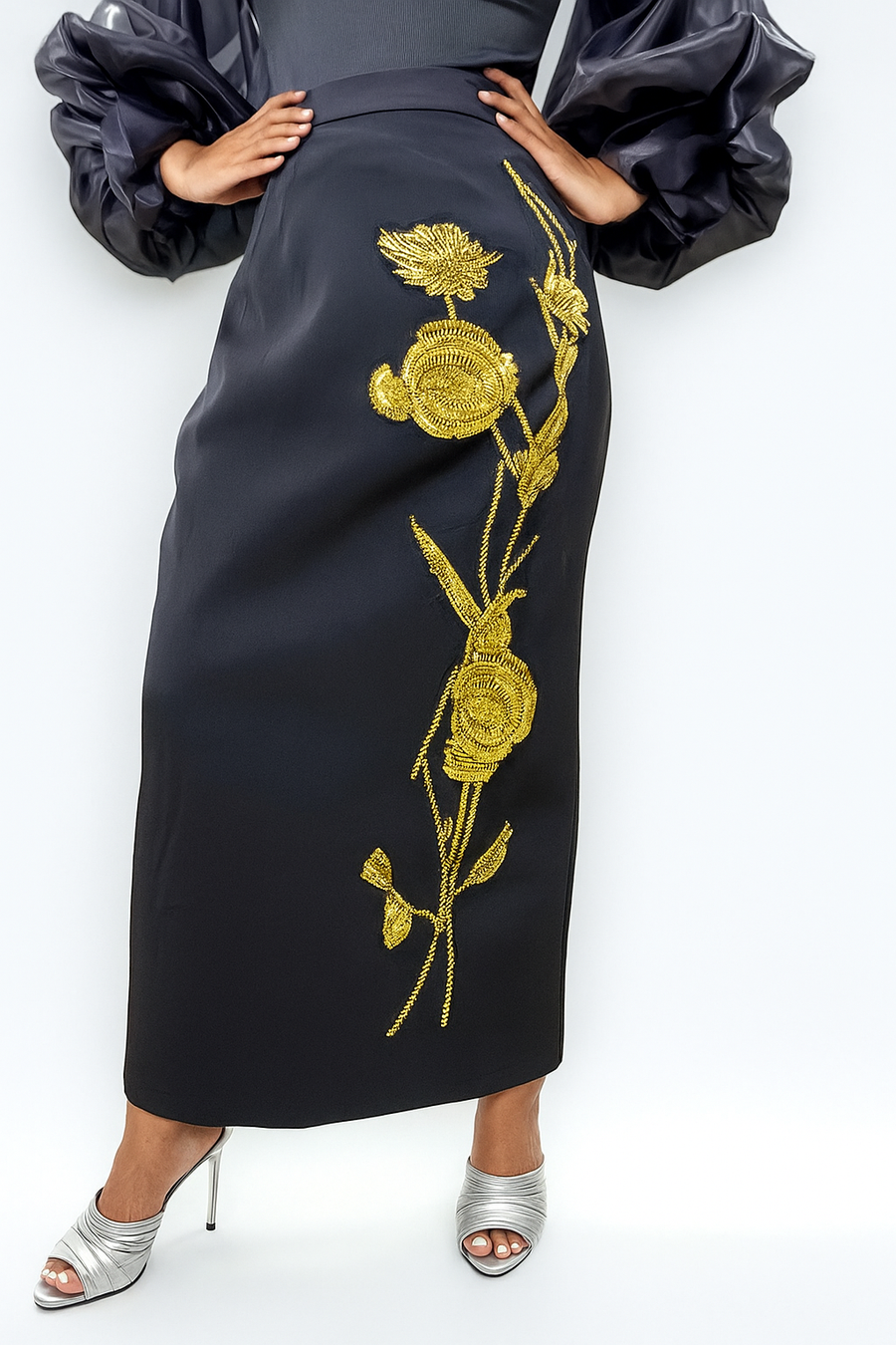 C3516 BEADED FLOWER SKIRT (SILVER, GLD)