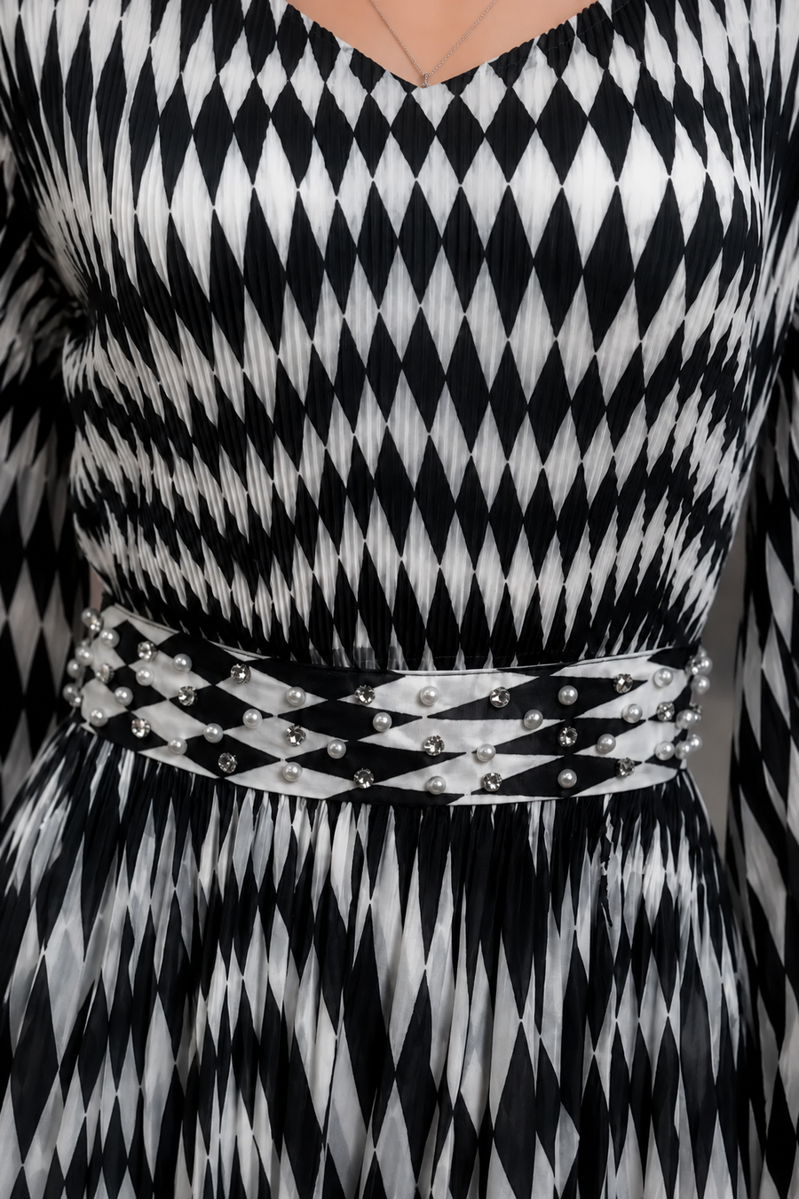 GF17968 CHECKERED FARESLEEVE MAXI DRESS