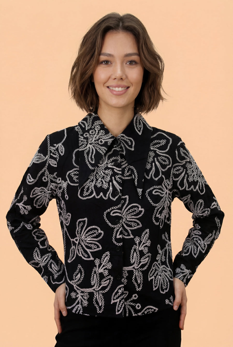 T2370 FLORAL PRINT EYELET TOP