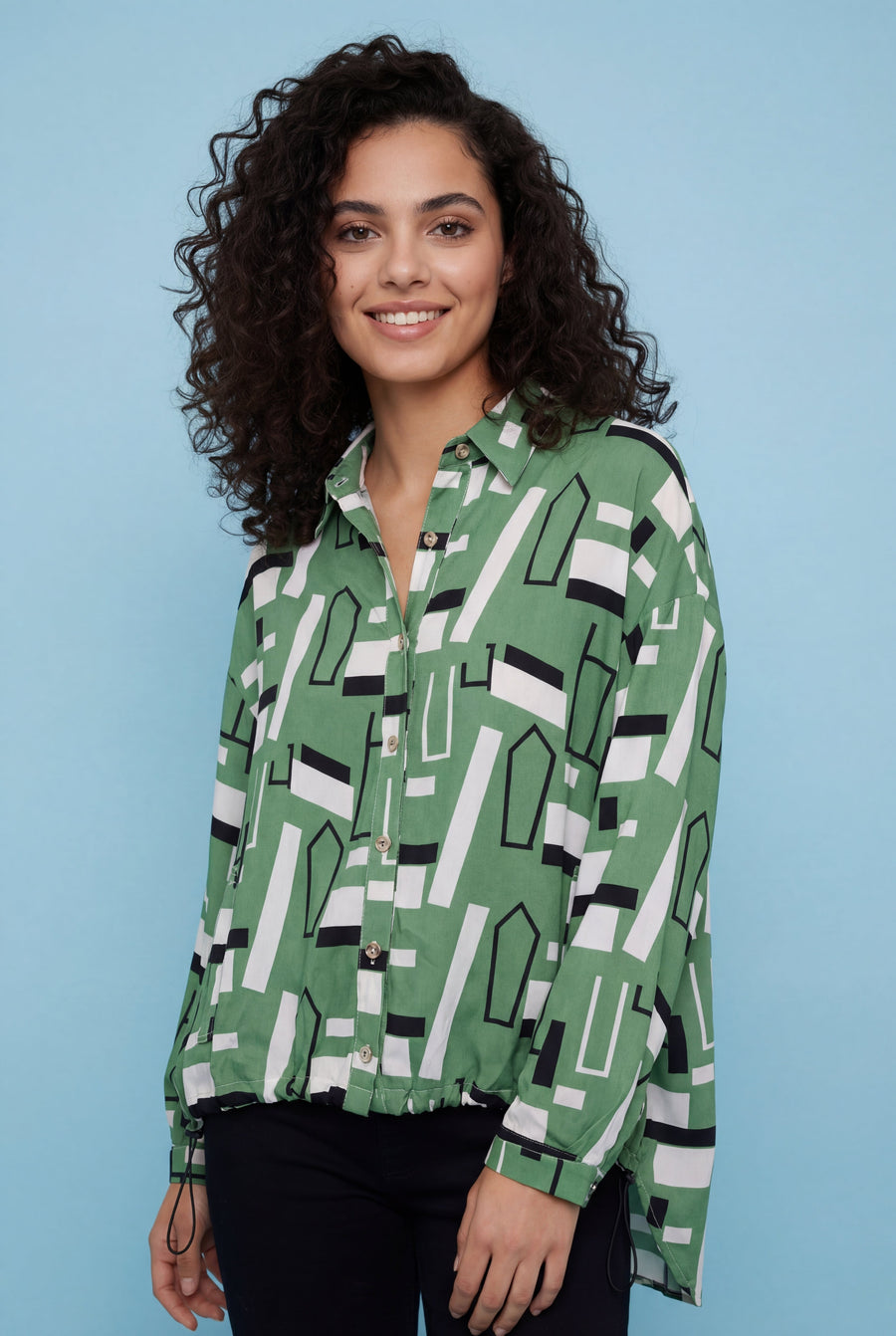 T30007 GEO PRINT HI-LO DRAWSTRING TOP