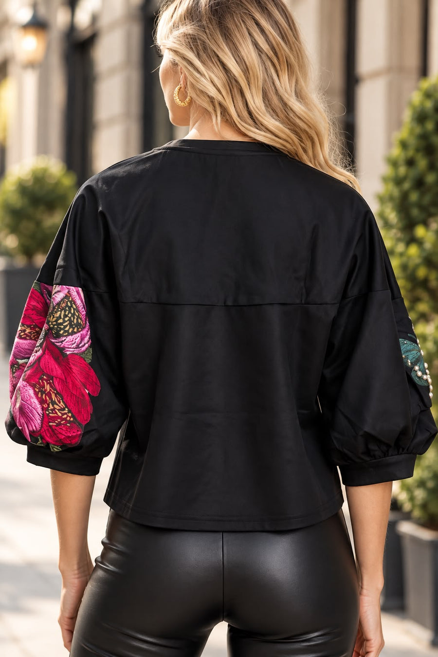 H6812 EMBELLISHED BUTTERFLY GARDEN TOP