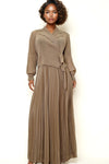 NY0027 PLEATED V-NECK DRESS (KHAKI, BLK)