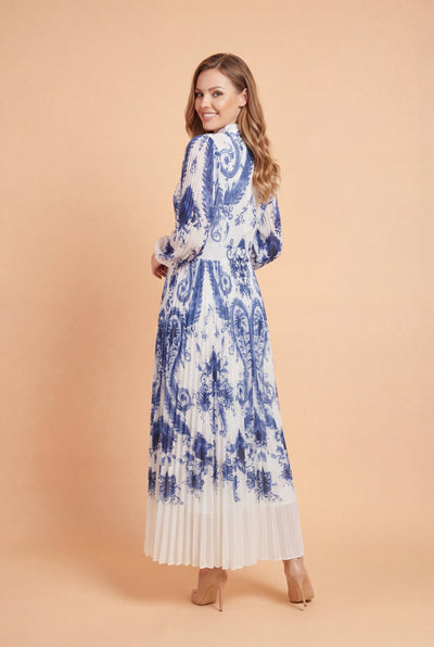 X8046 SCROLL PRINT PLEATED MAXI DRESS