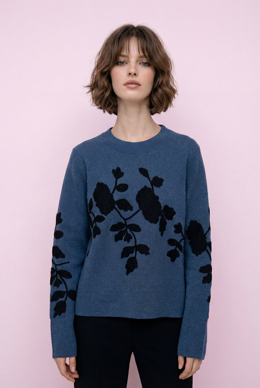 JS0021 FLORAL SLEEVE KNIT SWEATER
