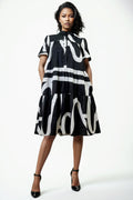 T2536 WAVY STRIPED DRESS (BLK, BLUE)
